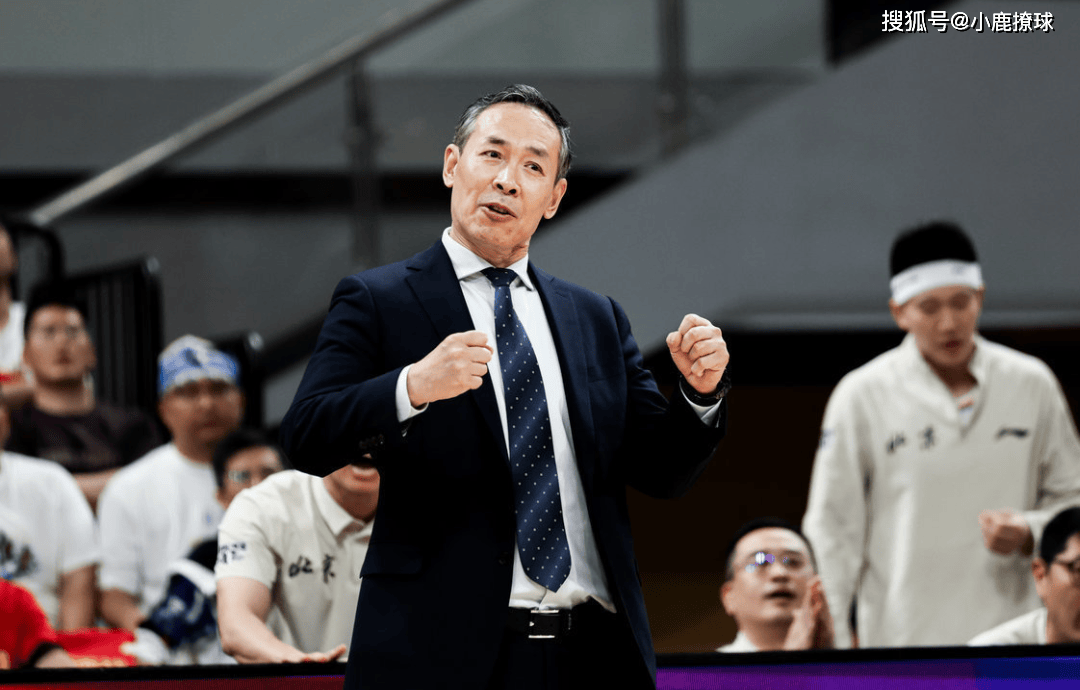 关于东契奇在曼联比赛中出色防守，连败引发热议！的信息